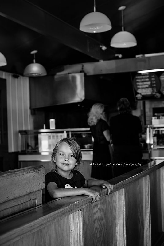 super burger, shelburne, orangeville, ontario children's photographer