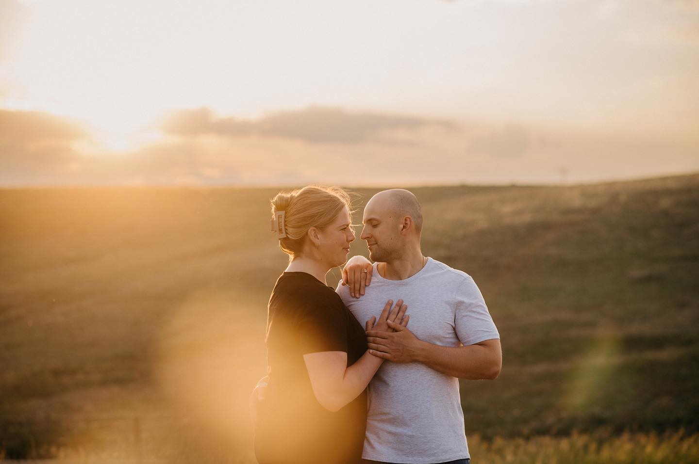 beautiful summer engagement session in Lethbridge